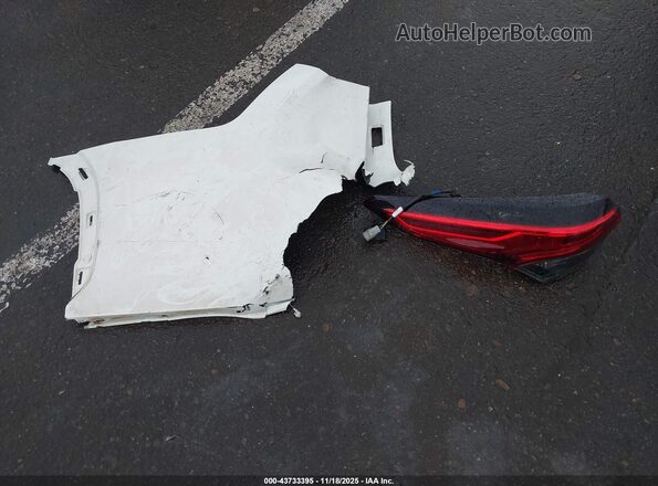 5TDCZRAH1LS502299 2020 TOYOTA HIGHLANDER White ხელსაწყოთა პანელის ხედი