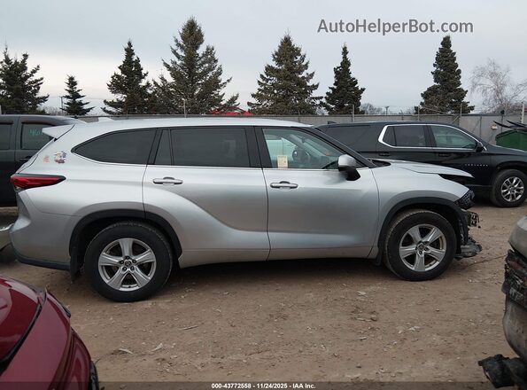5TDCZRBH4LS515885 2020 TOYOTA HIGHLANDER Silver Widok wnętrza 360 stopni