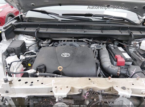 5TDCZRBH4LS515885 2020 TOYOTA HIGHLANDER Silver Widok z tyłu