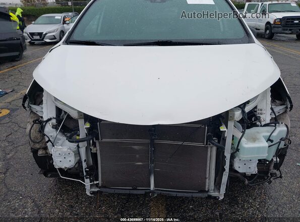 5TDDRKEC8MS065770 2021 TOYOTA SIENNA White Դիմացի տեսք