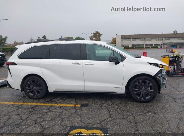 5TDDRKEC8MS065770 2021 TOYOTA SIENNA White Սալոնի 360 աստիճան տեսք