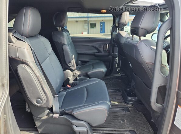 5TDDSKFC6MS004209 2021 TOYOTA SIENNA Gray Widok tylnych siedzeń