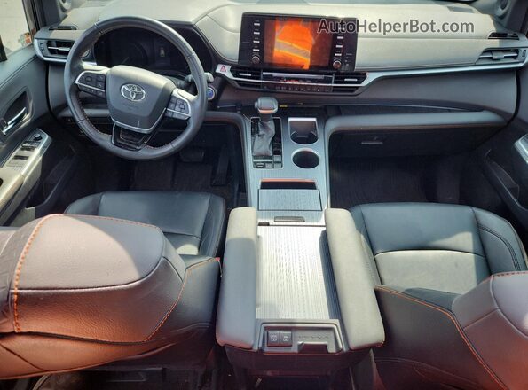 5TDDSKFC6MS004209 2021 TOYOTA SIENNA Gray Widok deski rozdzielczej