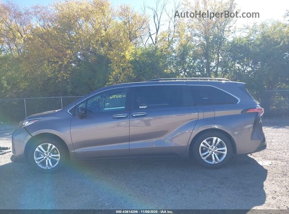 5TDDSKFCXMS014516 2021 TOYOTA SIENNA Gray 