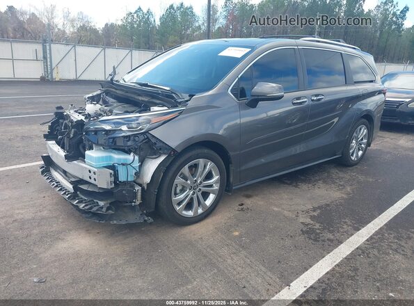 5TDERKEC2RS185463 2024 TOYOTA SIENNA Gray Vista tres cuartos delantera izquierda