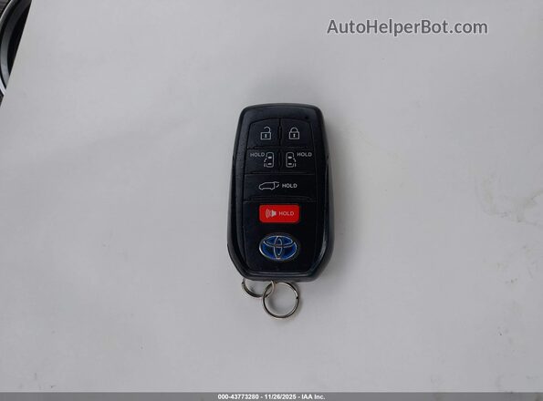 5TDESKFC6PS107106 2023 TOYOTA SIENNA Blue 