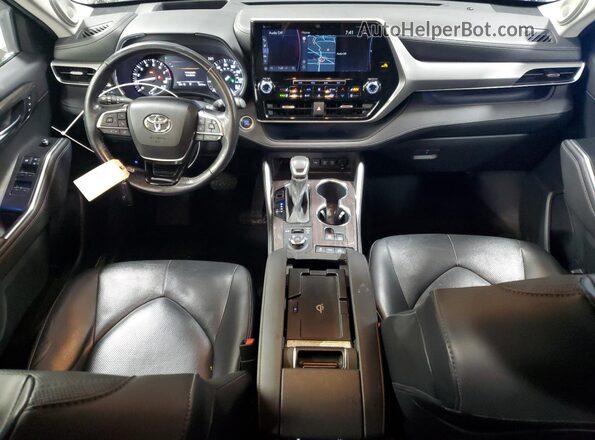 5TDFZRBH4LS044883 2020 TOYOTA HIGHLANDER Black Dashboard view