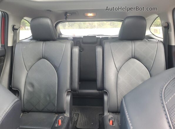 5TDFZRBH8LS045678 2020 TOYOTA HIGHLANDER Red Rear seats view
