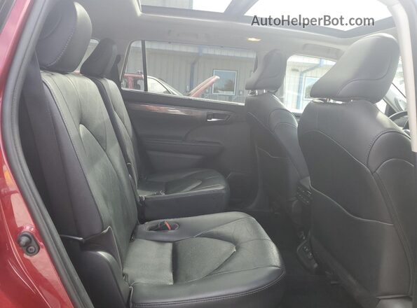 5TDFZRBH8LS045678 2020 TOYOTA HIGHLANDER Red Rear interior view