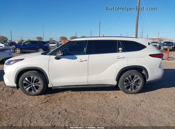 5TDGZRAH3LS502547 2020 TOYOTA LE White Панорамний вид салону 360°