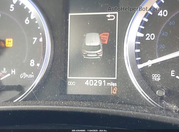 5TDJZRFH1HS425974 2017 TOYOTA LE Brown 