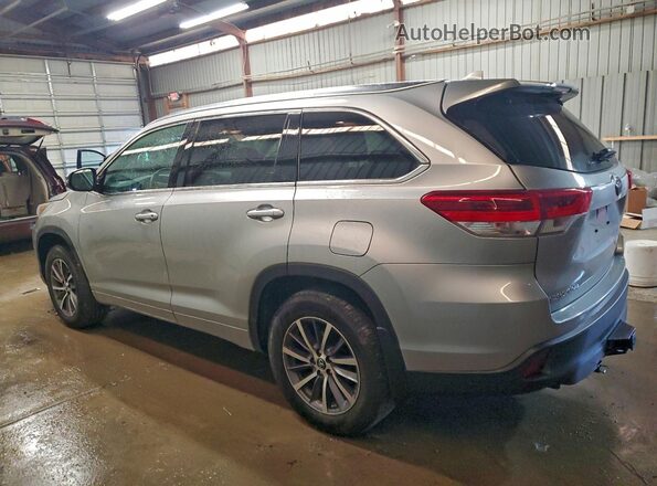 5TDJZRFH1JS551905 2018 TOYOTA HIGHLANDER Silver Հետևի ձախ