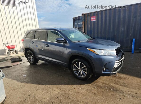 5TDJZRFH3JS486796 2018 TOYOTA HIGHLANDER Blue 