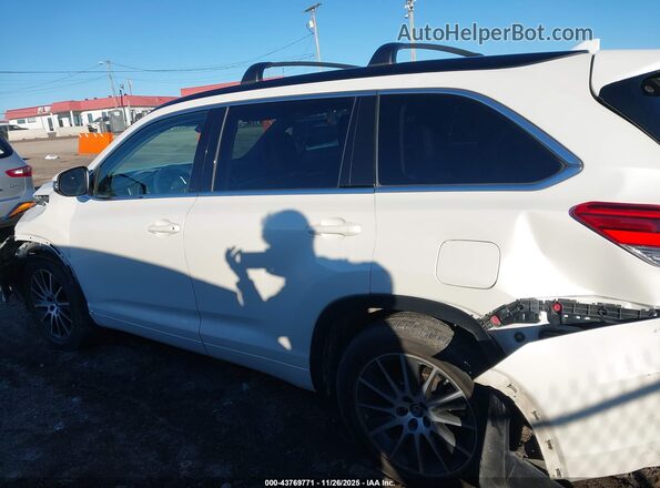 5TDJZRFH3JS544583 2018 TOYOTA HIGHLANDER White 