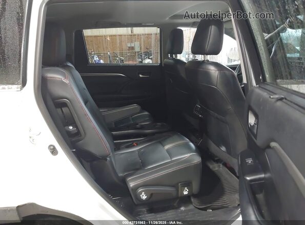 5TDJZRFH8KS726782 2019 TOYOTA HIGHLANDER White Vista de la etiqueta del VIN