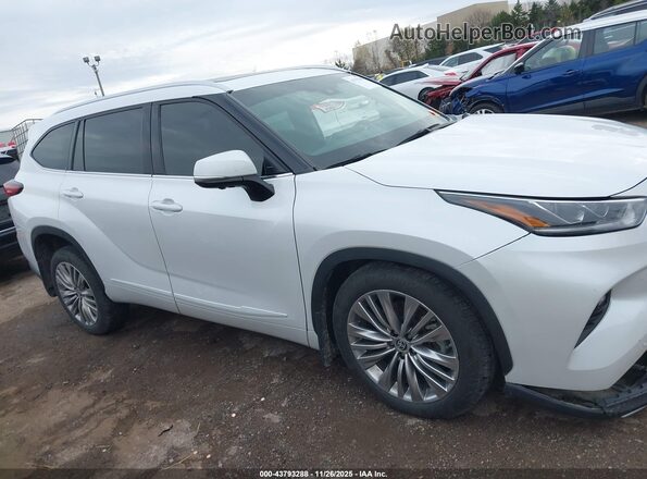 5TDKDRAH7PS025989 2023 TOYOTA HIGHLANDER Белый Панорамный вид салона 360°