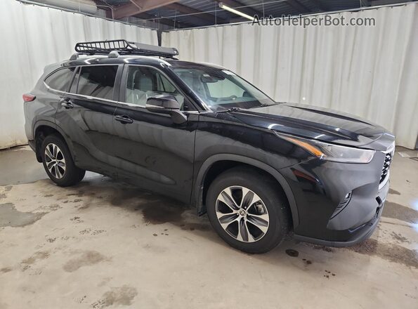 5TDKDRBH0PS016467 2023 TOYOTA HIGHLANDER Black Przód prawy