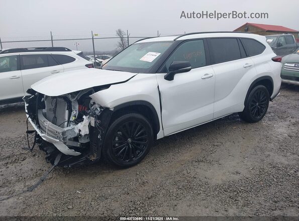 5TDKDRBHXSS594472 2025 TOYOTA HIGHLANDER White წინა მარცხენა ხედი სამი მეოთხედიდან