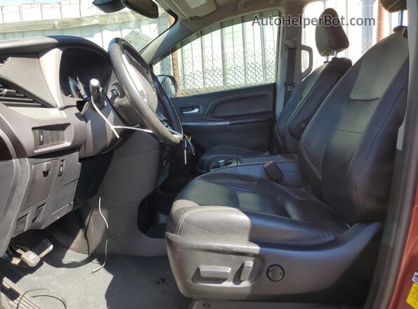 5TDXZ3DC5LS043700 2020 TOYOTA SIENNA Red Widok wnętrza z przodu