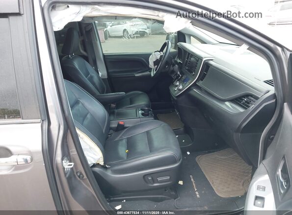 5TDXZ3DC6LS066970 2020 TOYOTA SIENNA Серый 