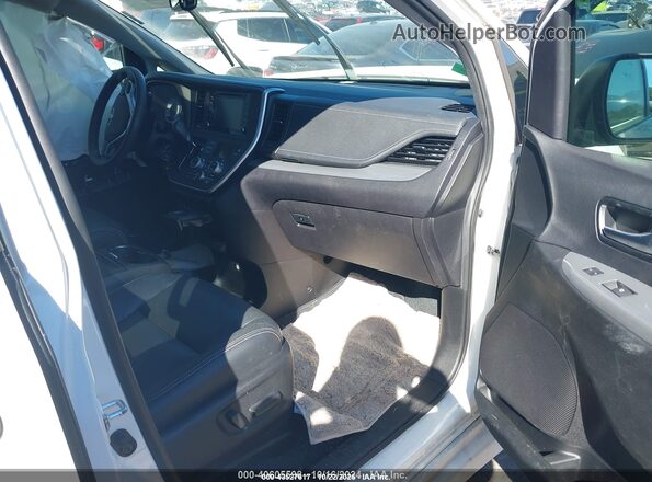 5TDXZ3DC8LS058126 2020 TOYOTA SIENNA Белый Вид салона спереди