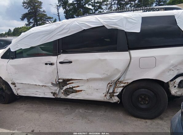 5TDXZ3DC8LS058126 2020 TOYOTA SIENNA Белый Вид задней части салона