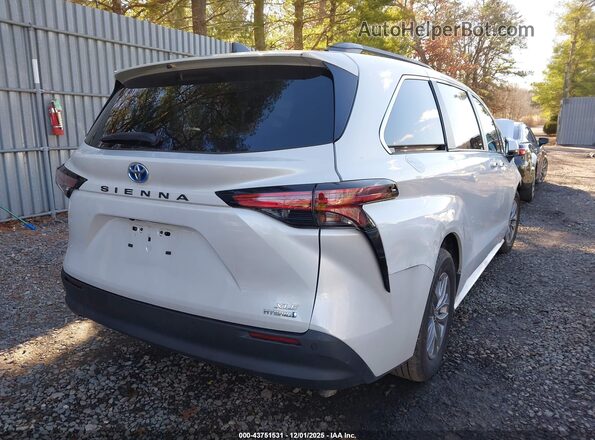 5TDYRKEC6NS136032 2022 TOYOTA LE Белый Задняя правая четверть