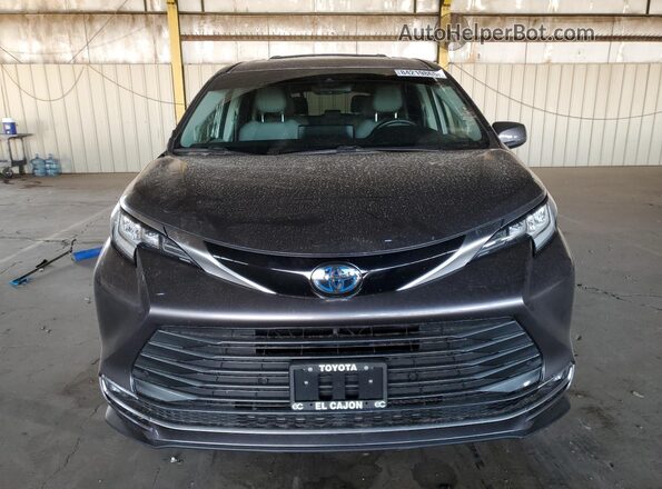 5TDZRKEC4PS178903 2023 TOYOTA LIMITED Gray Front view