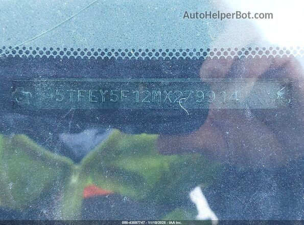 5TFEY5F12MX279914 2021 TOYOTA TUNDRA White Engine compartment view