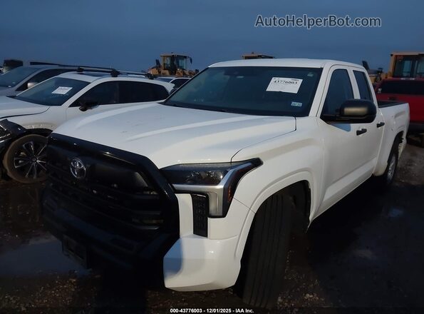 5TFKB5AA2NX013693 2022 TOYOTA TUNDRA Белый Передняя левая четверть