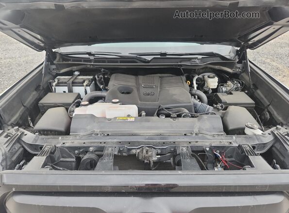 5TFLA5DB1NX025796 2022 TOYOTA TUNDRA Черный Вид задней части салона