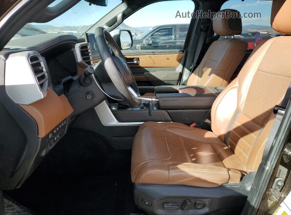 5TFMC5DB5RX080336 2024 TOYOTA TUNDRA Brown წინა სალონის ხედი