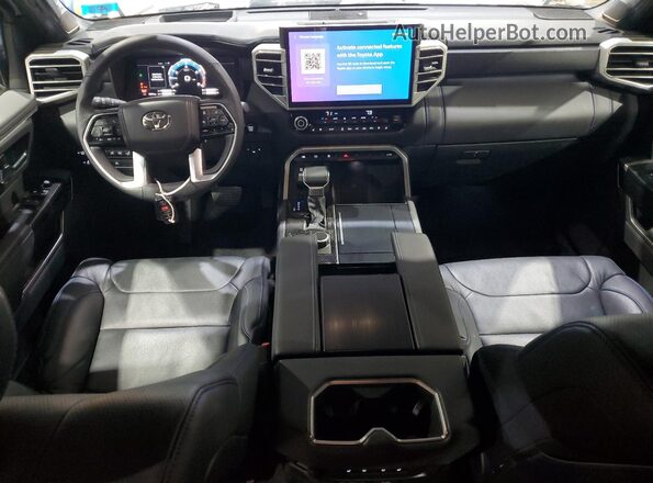 5TFNA5DB9SX317698 2025 TOYOTA TUNDRA Silver Vista del salpicadero
