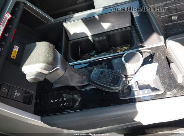 5TFNC5EC4RX007597 2024 TOYOTA TUNDRA HYBRID Gray Vista del salpicadero