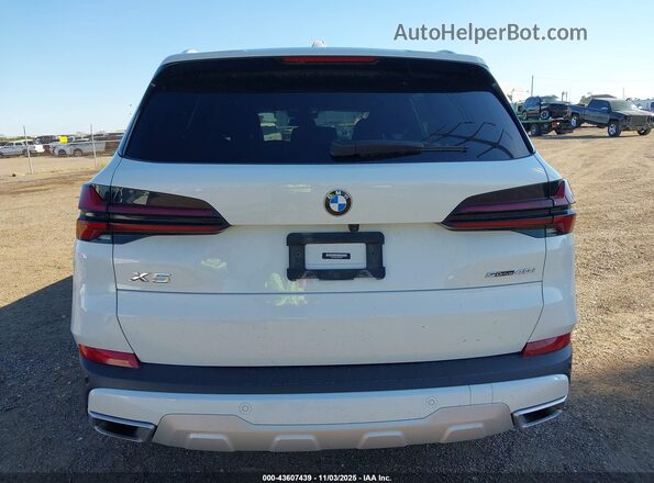 5UX13EU07R9T09569 2024 BMW X5 White 