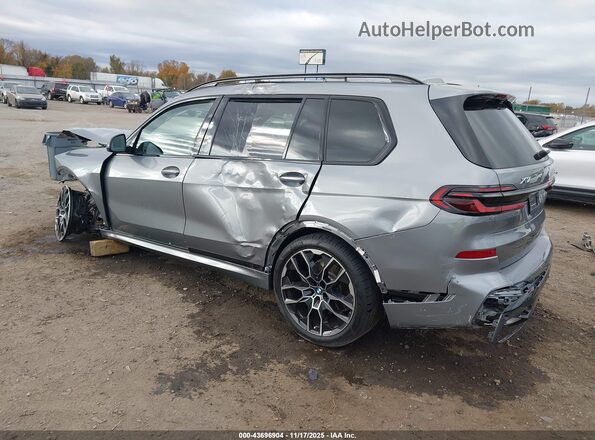 5UX23EM01T9082147 2026 BMW X7 Gray უკანა მარცხენა