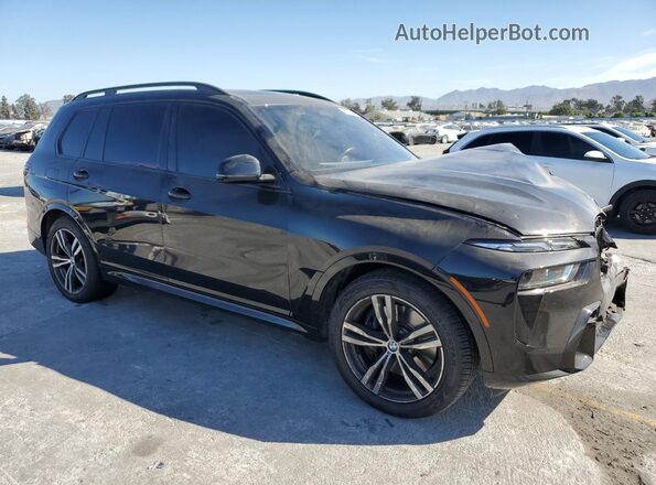 5UX23EM06R9W11407 2024 BMW X7 Черный Передняя правая четверть