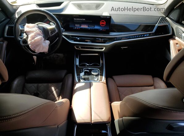 5UX23EM06R9W11407 2024 BMW X7 Черный Вид панели приборов
