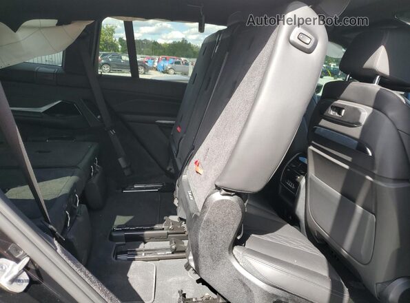 5UX23EM07P9R19490 2023 BMW X7 Черный Вид задней части салона