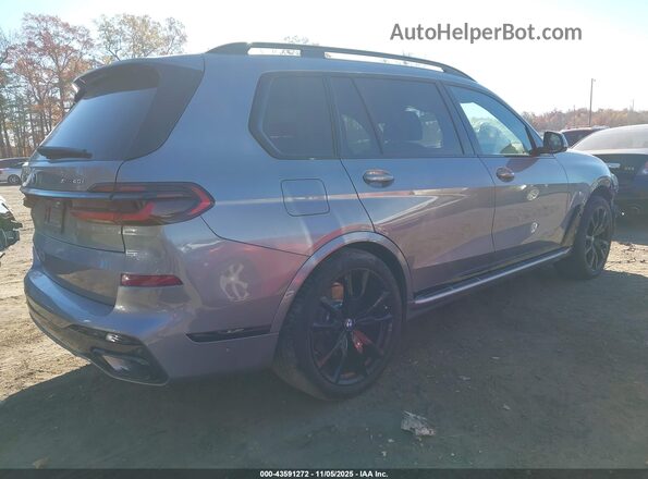 5UX23EM08R9V77437 2024 BMW X7 Gray Задня права чверть