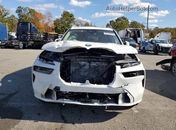 5UX23EM0XT9075276 2026 BMW X7 Белый 
