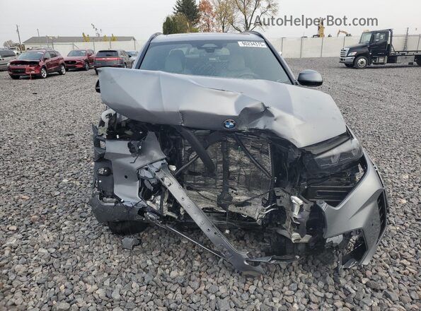 5UX23EU00R9U05418 2024 BMW X5 Gray Вид спереду