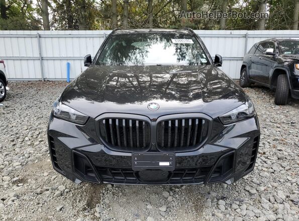 5UX23EU00T9048524 2026 BMW X5 Black Front view