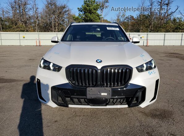5UX23EU04S9W82224 2025 BMW X5 White 