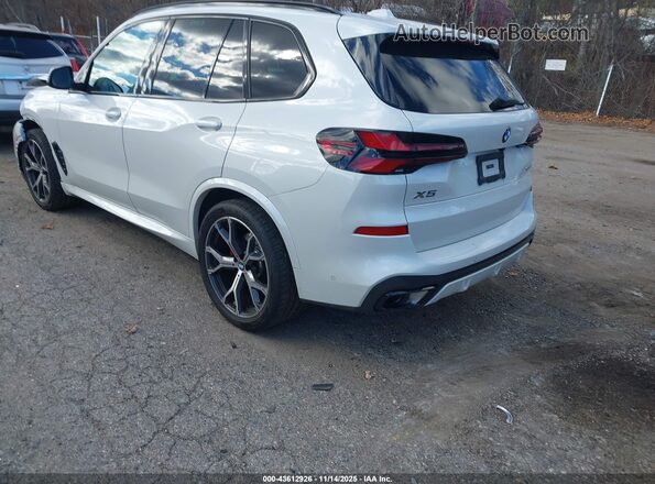 5UX23EU05R9U06578 2024 BMW X5 White Rear left