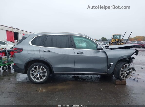 5UX23EU06R9S39146 2024 BMW X5 Gray სალონის 360-გრადუსიანი ხედი