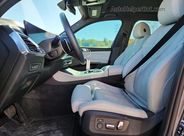 5UX23EU07R9V45952 2024 BMW X5 Gray Սալոնի դիմացի տեսք