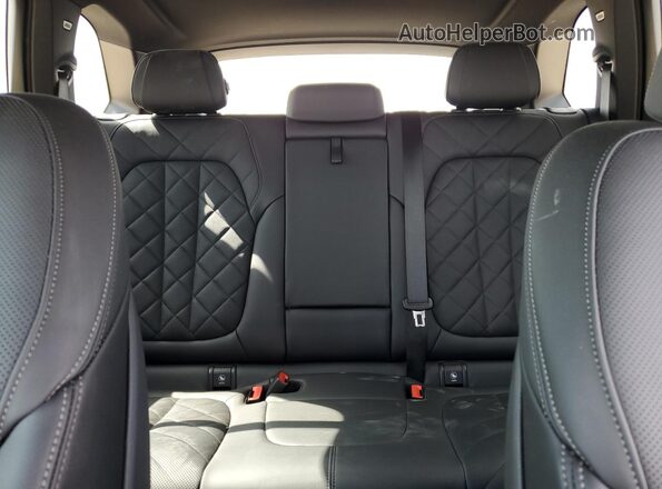 5UX23EU07R9V69104 2024 BMW X5 Gray Вид задніх сидінь