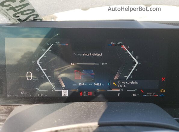 5UX23EU07S9W58757 2025 BMW X5 Blue Вид щитка приладів