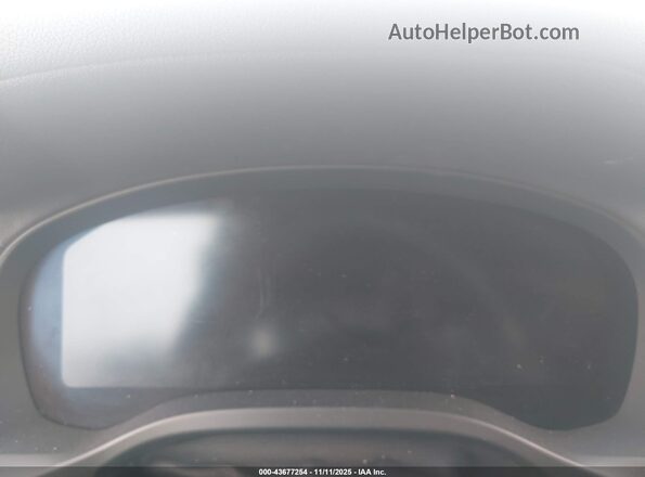 5UX2V1C06M9E92547 2021 BMW X4 White Rear seats view